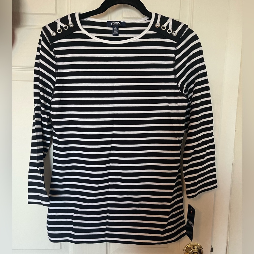 NWT! Women Top